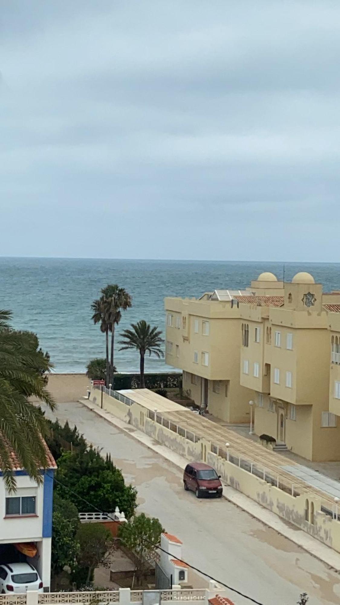 Vistas Al Mar Playa De Los Bovetes Denia Eksteriør bilde